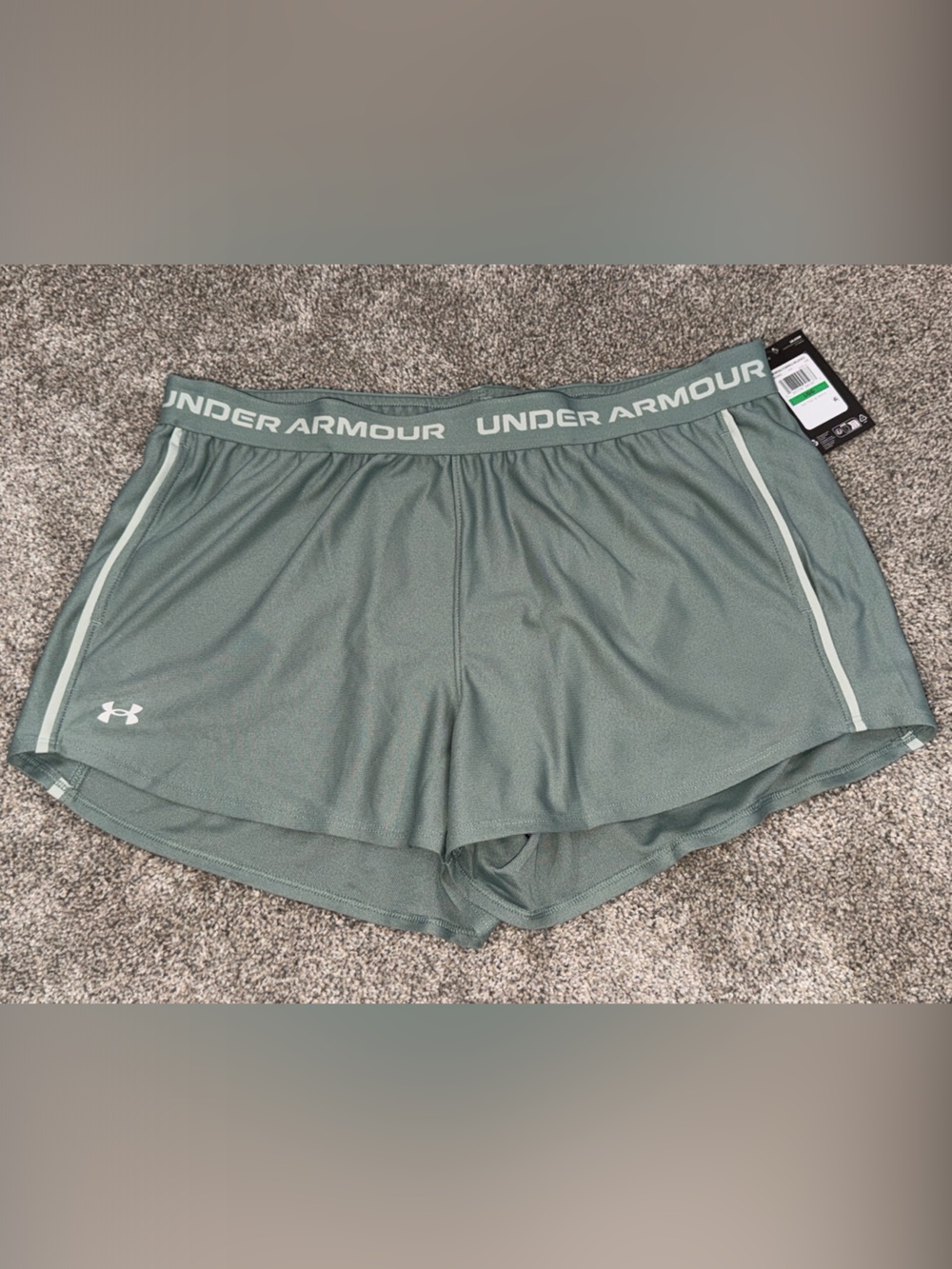 NWT Under Armour Women’s Athletic Shorts — Sage Green/Light Gray Trim-L